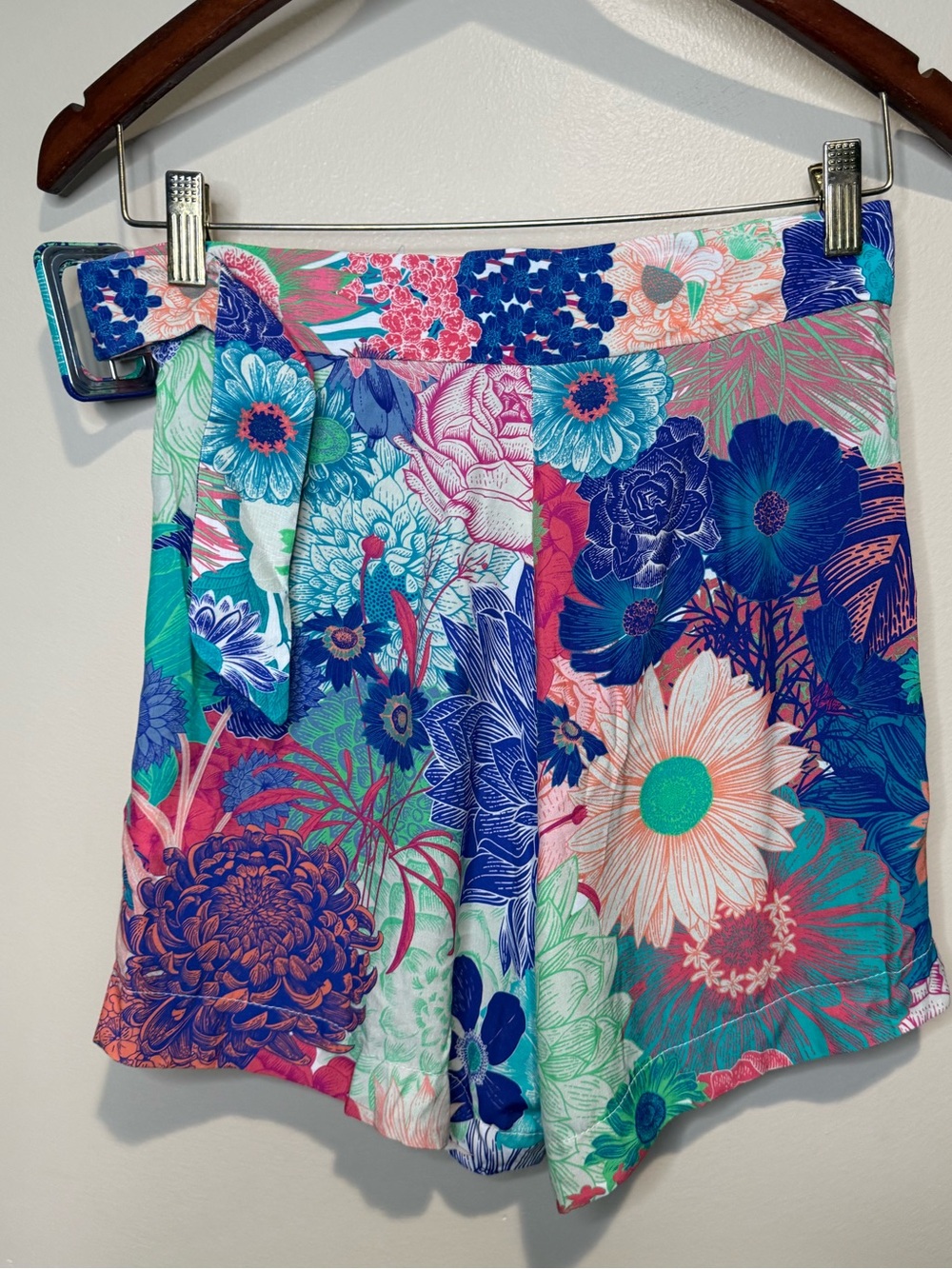 Vilagallo Avalon Villa Taranto Short multi color size 36 or us size 4 - Picture 8 of 12